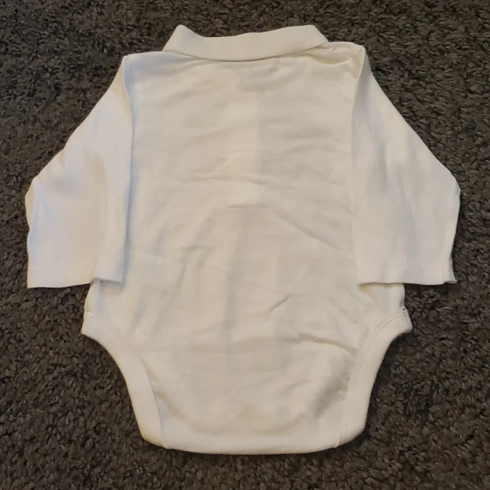 The Children's Place Baby Onesie White Size 3-6 Months